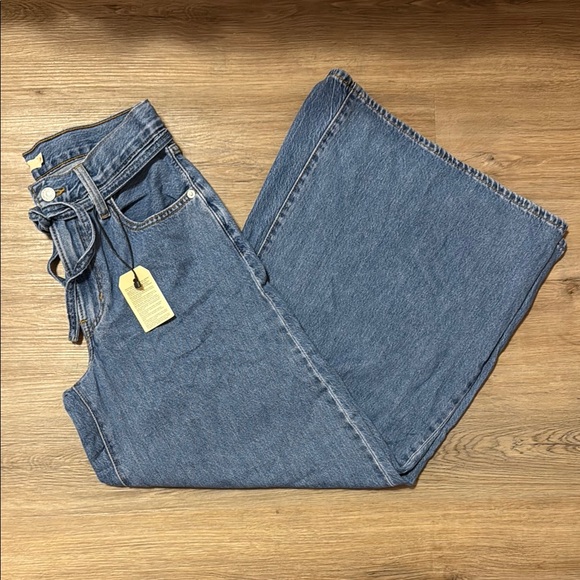 Levi's XL SUPERWIDE High Waist Blue Flare Wide Leg Jeans - Picture 8 of 9